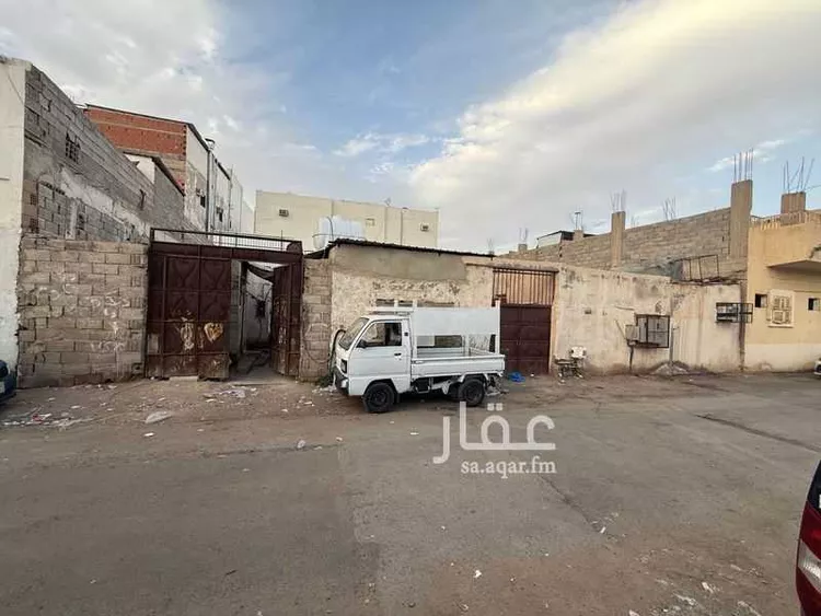 Floor for Sale in Medina Al Barakah