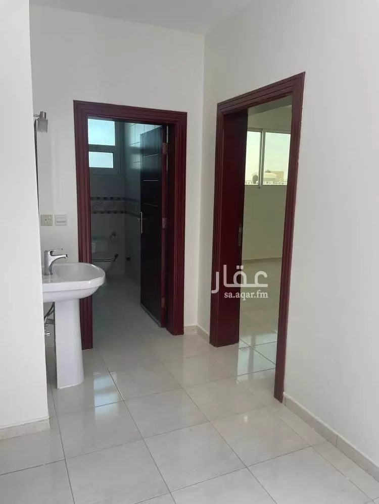 عمارة للإيجار في شارع علي الغاني, حي القيروان, مدينة الرياض, منطقة الرياض صورة 3