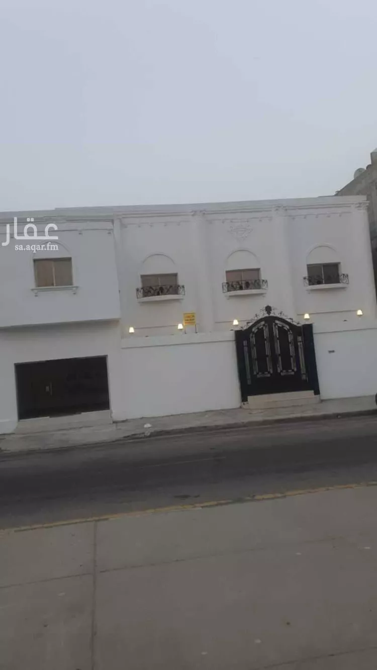 فيلا للبيع في شارع الامير طلال, حي عبدالله فؤاد, مدينة الدمام, المنطقة الشرقية 1 صورة