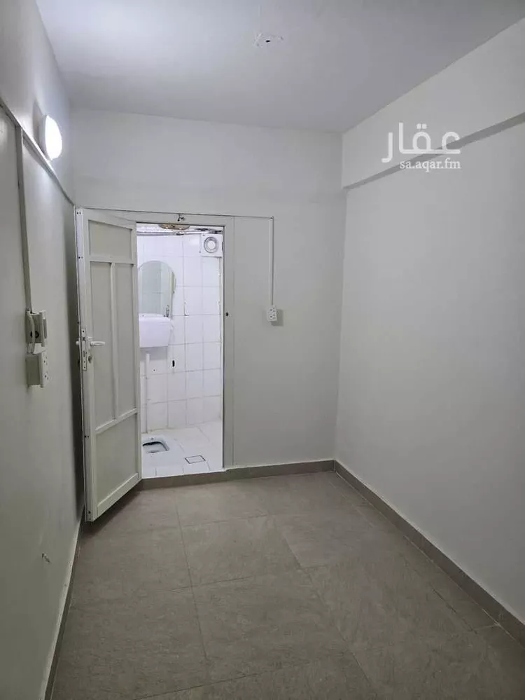 غرفة للإيجار في شارع محب الدين السعدي, حي الراكة الجنوبية, مدينة الخبر, المنطقة الشرقية صورة 3