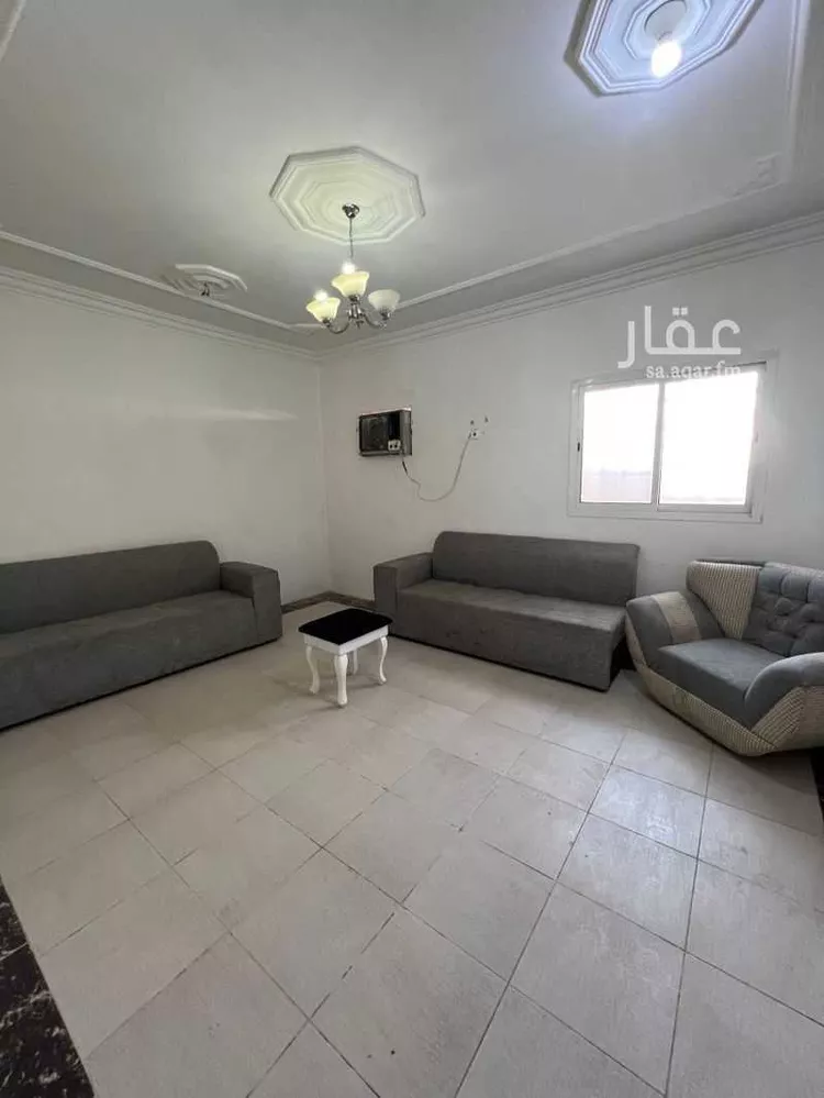 شقة للإيجار في شارع الشيخ محمد بن ابراهيم, حي ظهرة العودة شرق, مدينة الدرعية, منطقة الرياض