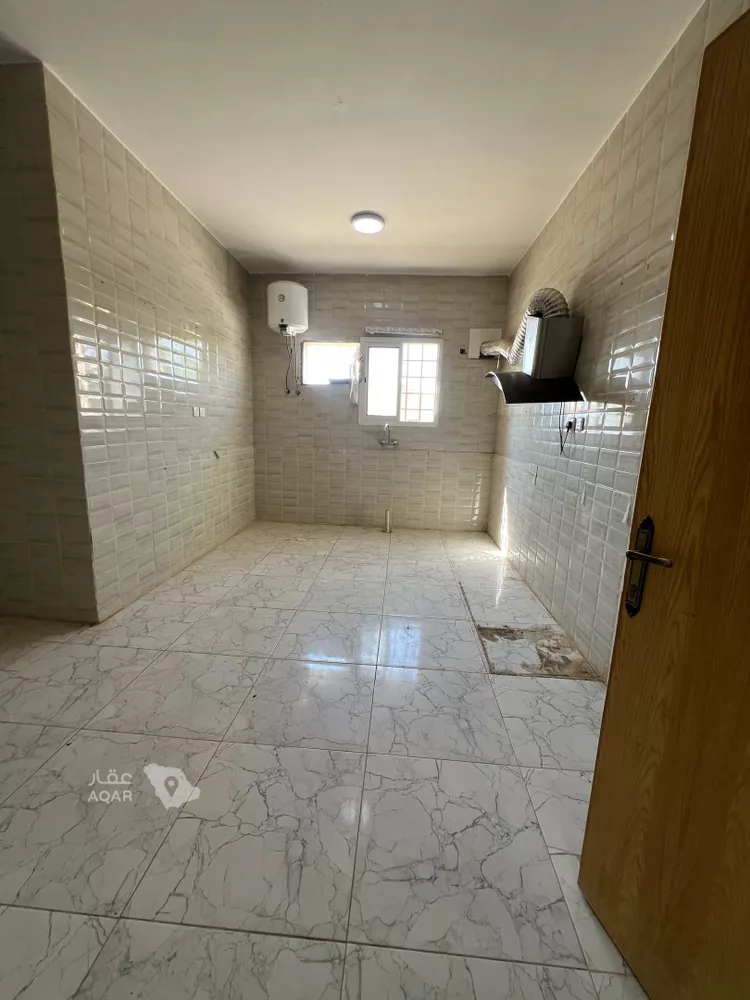 شقة للإيجار في شارع ابي داؤود, حي ظهرة العودة شرق, مدينة الدرعية, منطقة الرياض صورة 3