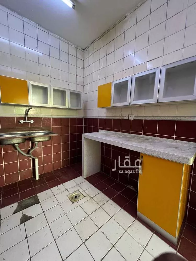 شقة للإيجار في شارع الشيخ محمد بن ابراهيم, حي ظهرة العودة شرق, مدينة الدرعية, منطقة الرياض صورة 2