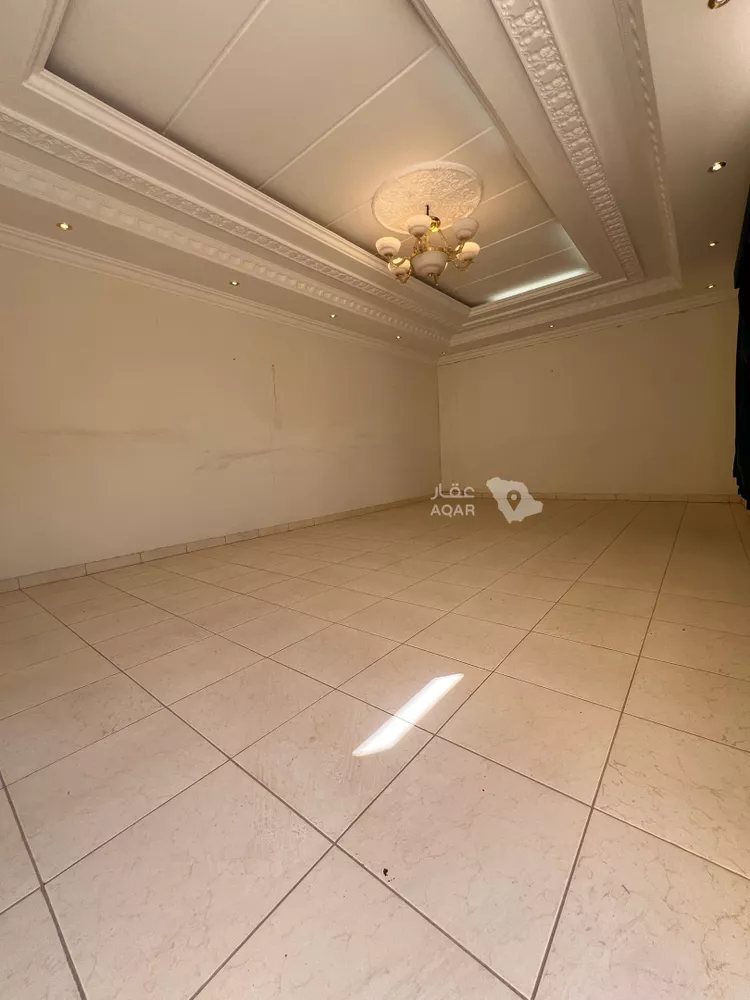 Floor for Rent in Ad Diriyah Ad Diriyah Al Jadidah 5
