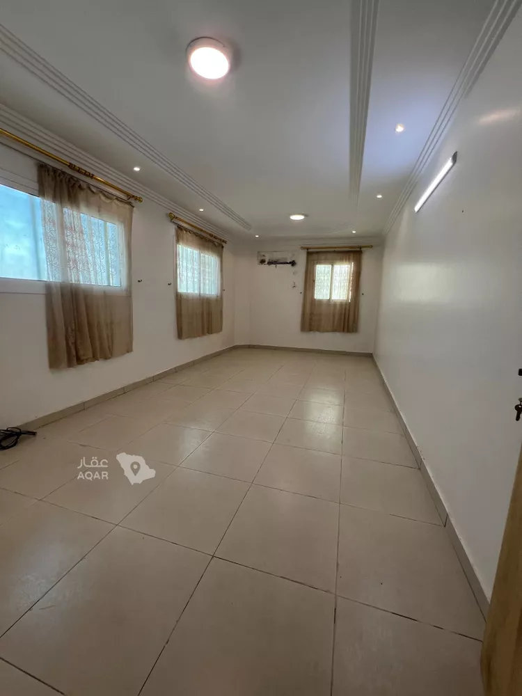 شقة للإيجار في شارع ابي داؤود, حي ظهرة العودة شرق, مدينة الدرعية, منطقة الرياض صورة 4