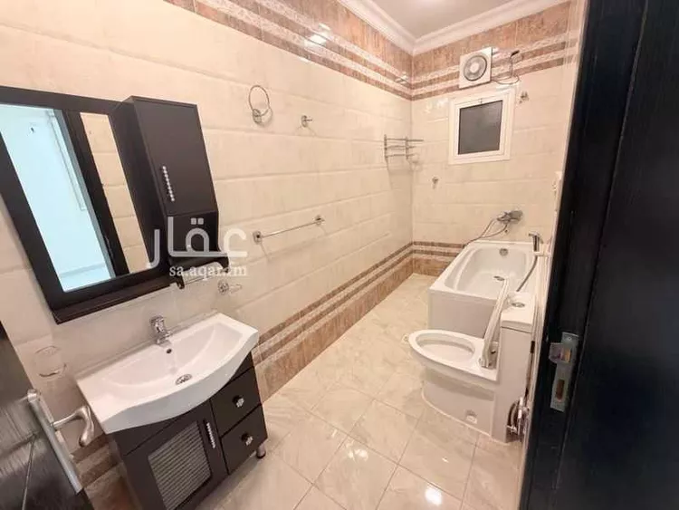 شقة للإيجار في شارع الفضة, حي عين الخيف, مدينة المدينة المنورة, منطقة المدينة المنورة 14
