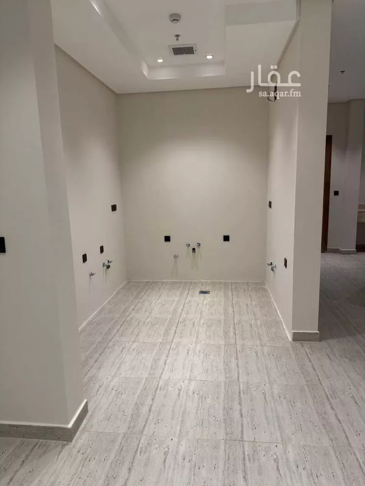 شقة للبيع في شارع الفوانيس, حي عرقة, مدينة الرياض, منطقة الرياض صورة 3