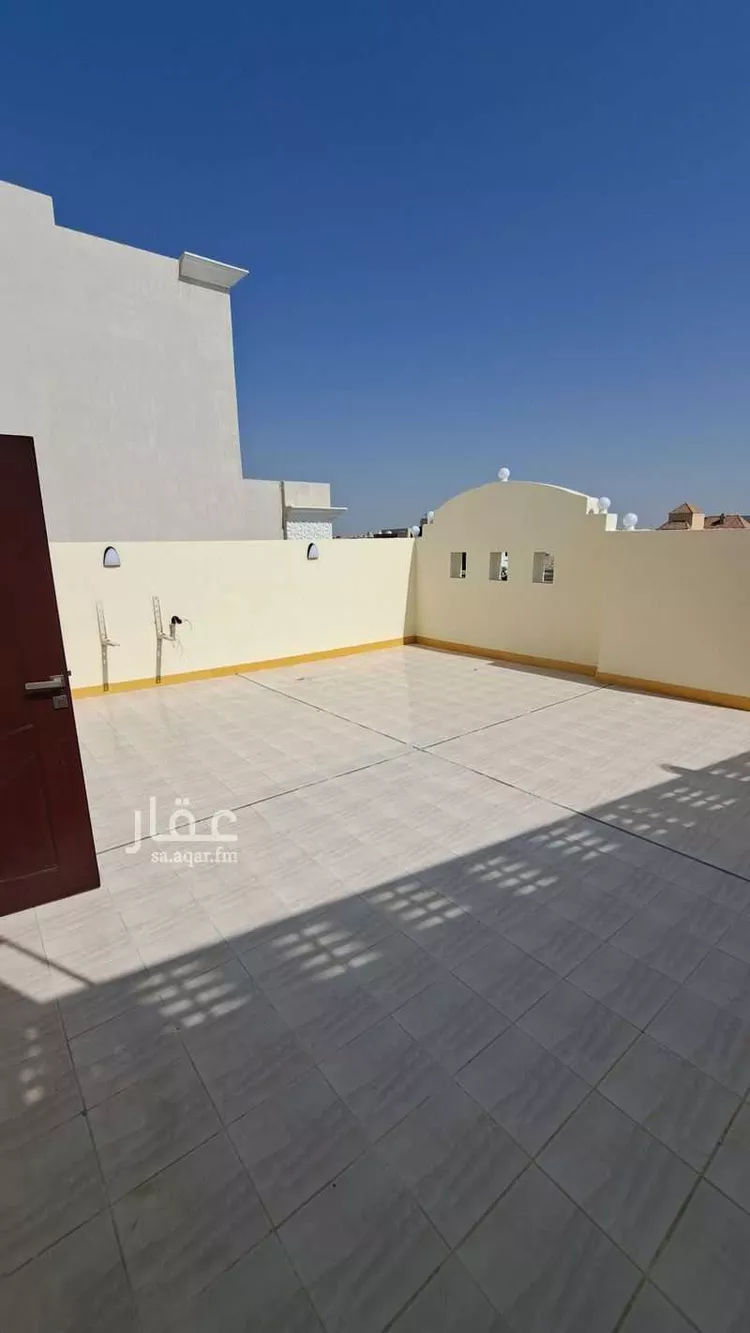 فيلا للبيع في شارع الفرج بن الصباح, حي اللؤلؤ, مدينة جدة, منطقة مكة المكرمة صورة 2