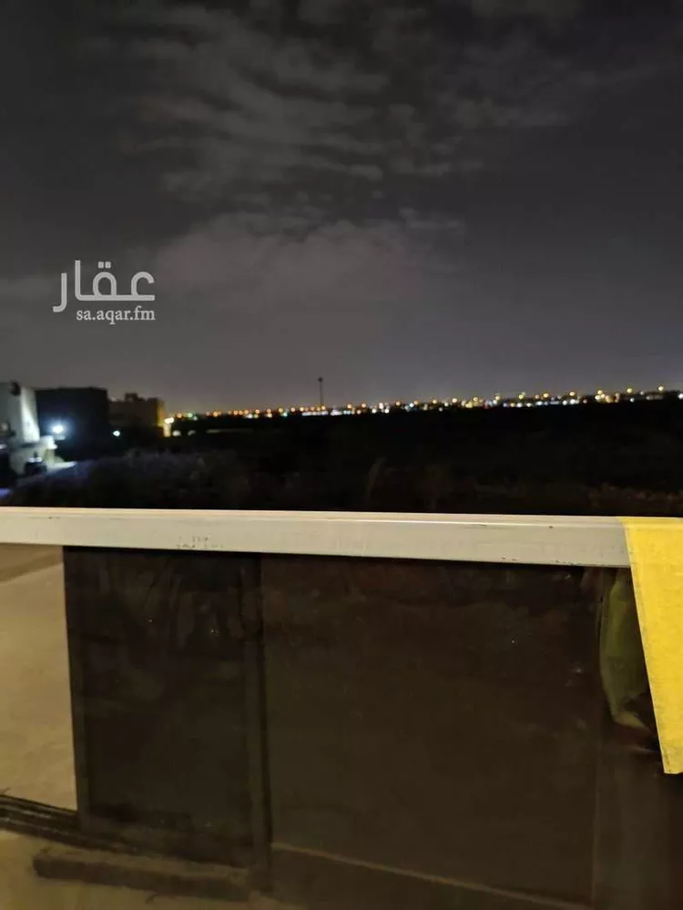 فيلا للبيع في شارع بدرالدين المرجاني, حي المهدية, مدينة الرياض, منطقة الرياض صورة 3