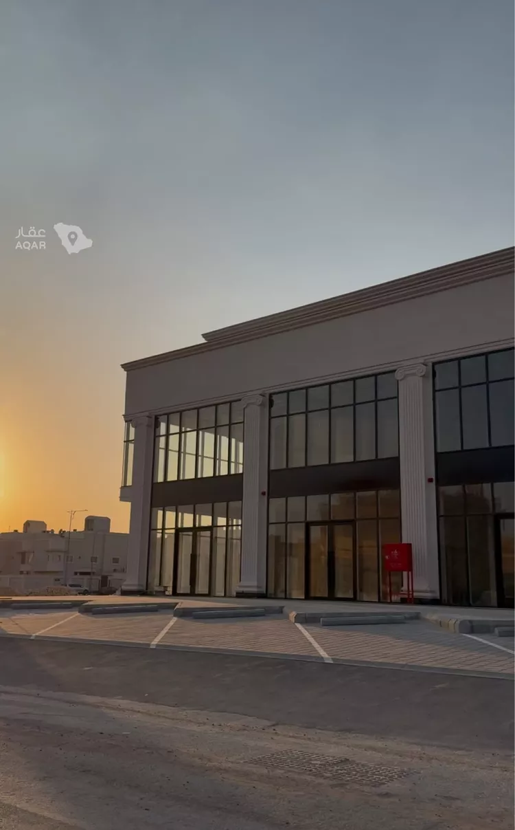 محل للإيجار في شارع الأمير خالد بن بندر بن عبدالعزيز, حي العارض, مدينة الرياض, منطقة الرياض صورة 2
