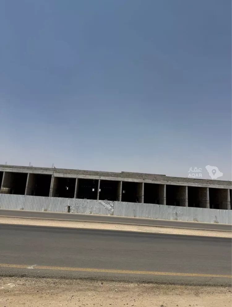 محل للإيجار في شارع الأمير خالد بن بندر بن عبدالعزيز, حي العارض, مدينة الرياض, منطقة الرياض صورة 2