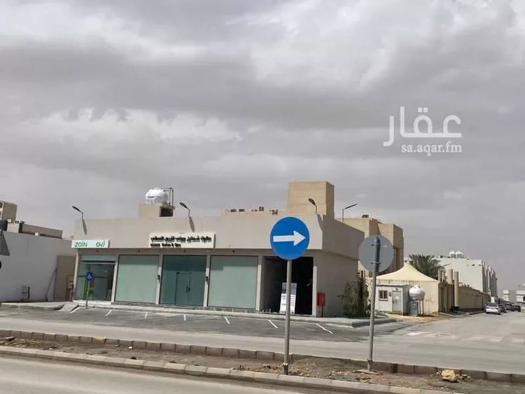 محل للإيجار في شارع اسماء بنت مالك, حي العارض, مدينة الرياض, منطقة الرياض صورة 2