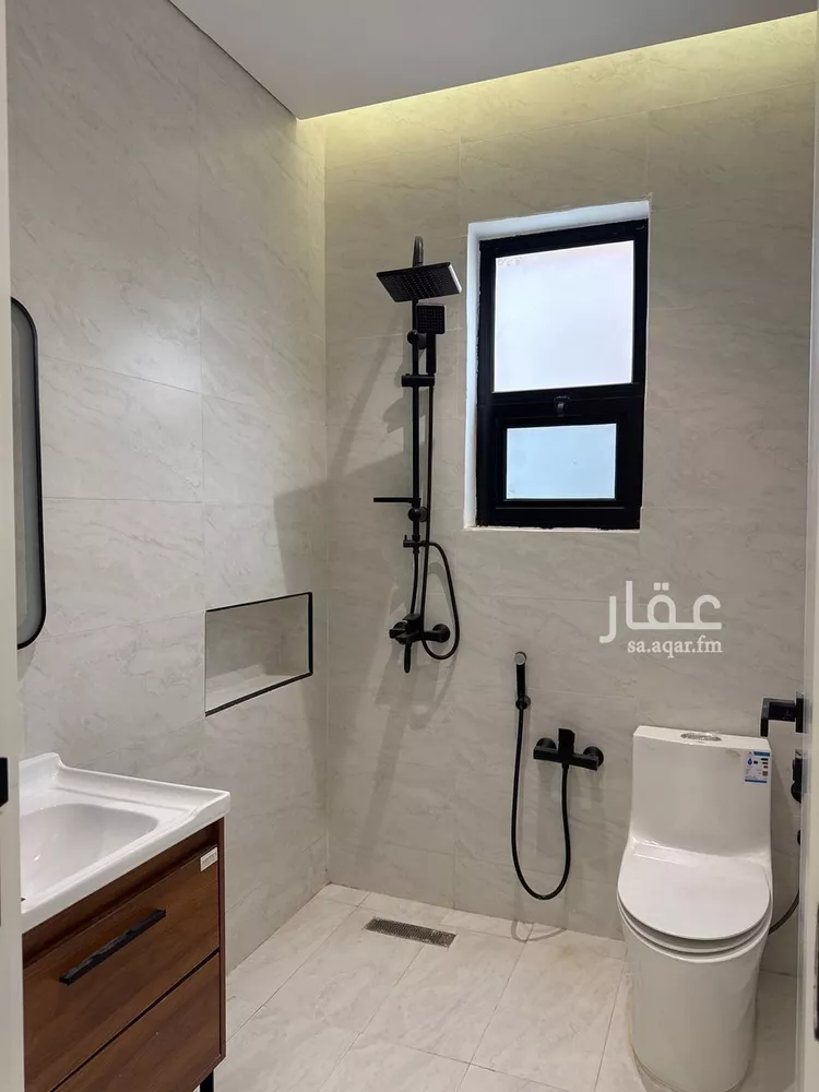 فيلا للبيع في شارع المجرة, حي العريجاء الأوسط, مدينة الرياض, منطقة الرياض 13