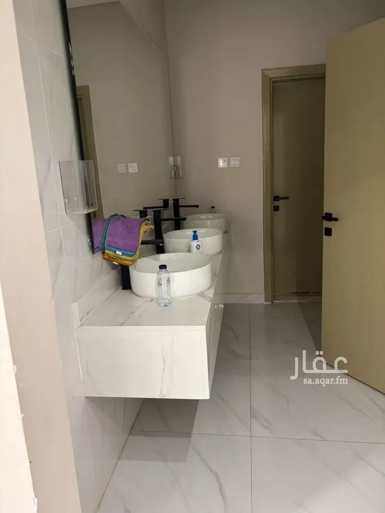 فيلا للبيع في شارع الضبيعة السفلى, حي ظهرة البديعة, مدينة الرياض, منطقة الرياض صورة 4