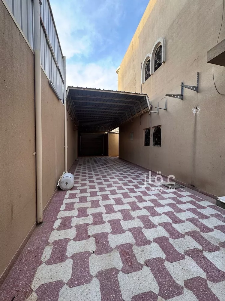 فيلا للإيجار في شارع مجاهد, حي شبرا, مدينة الرياض, منطقة الرياض صورة 4