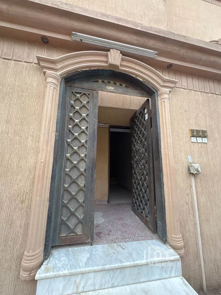 فيلا للبيع في شارع جعفر الأنماطي, حي العريجاء الغربي, مدينة الرياض, منطقة الرياض صورة 4