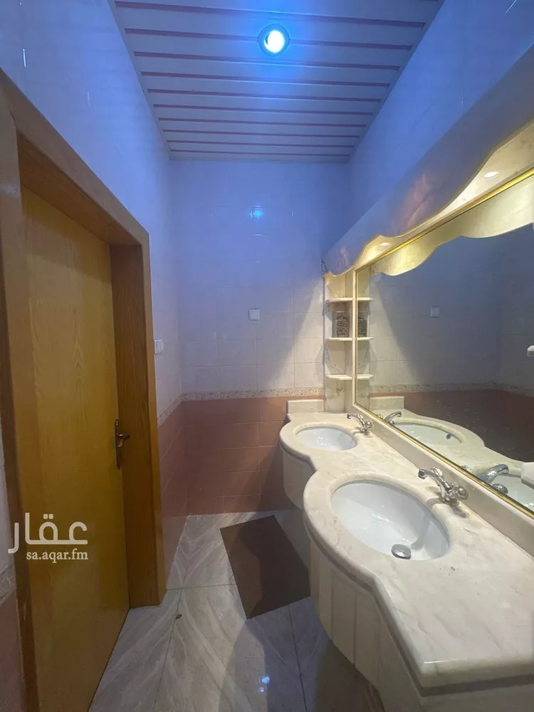 Villa for Rent in Riyadh Shubra 7