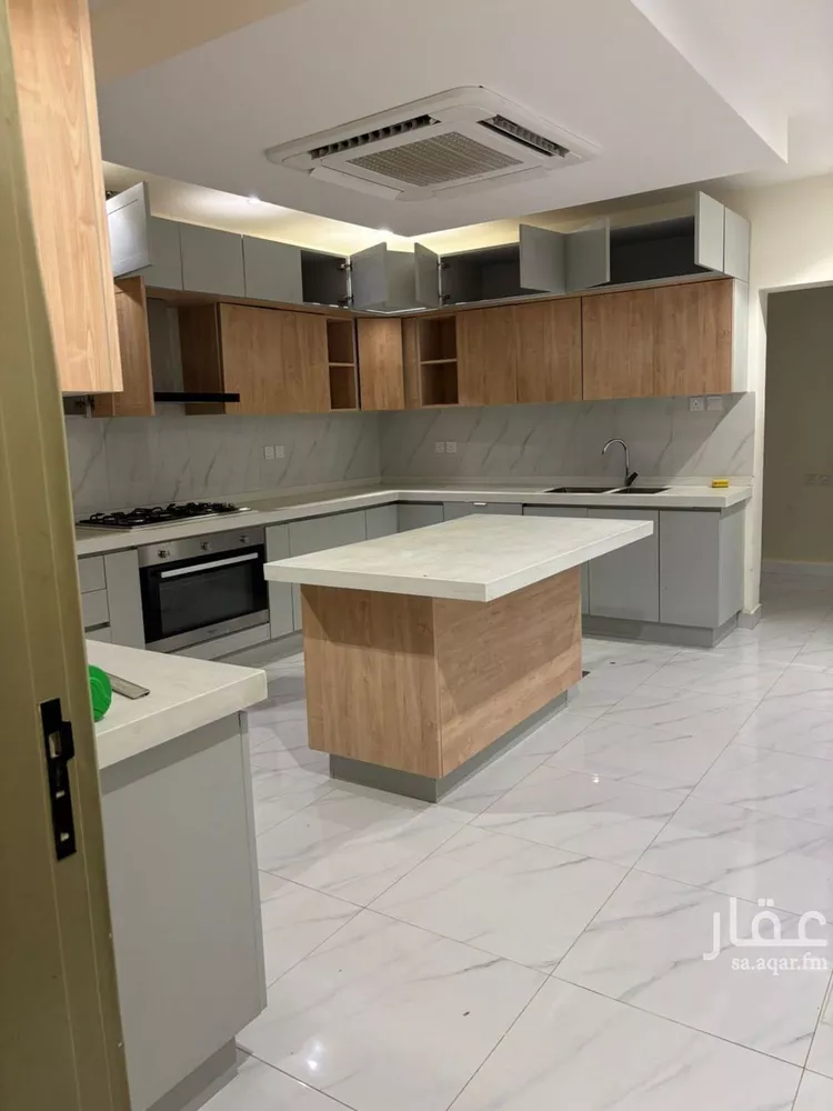 فيلا للبيع في شارع الضبيعة السفلى, حي ظهرة البديعة, مدينة الرياض, منطقة الرياض صورة 2