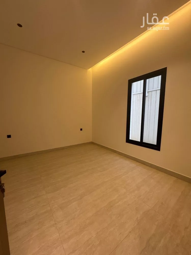 Floor for Sale in Riyadh Az Zahrah 9
