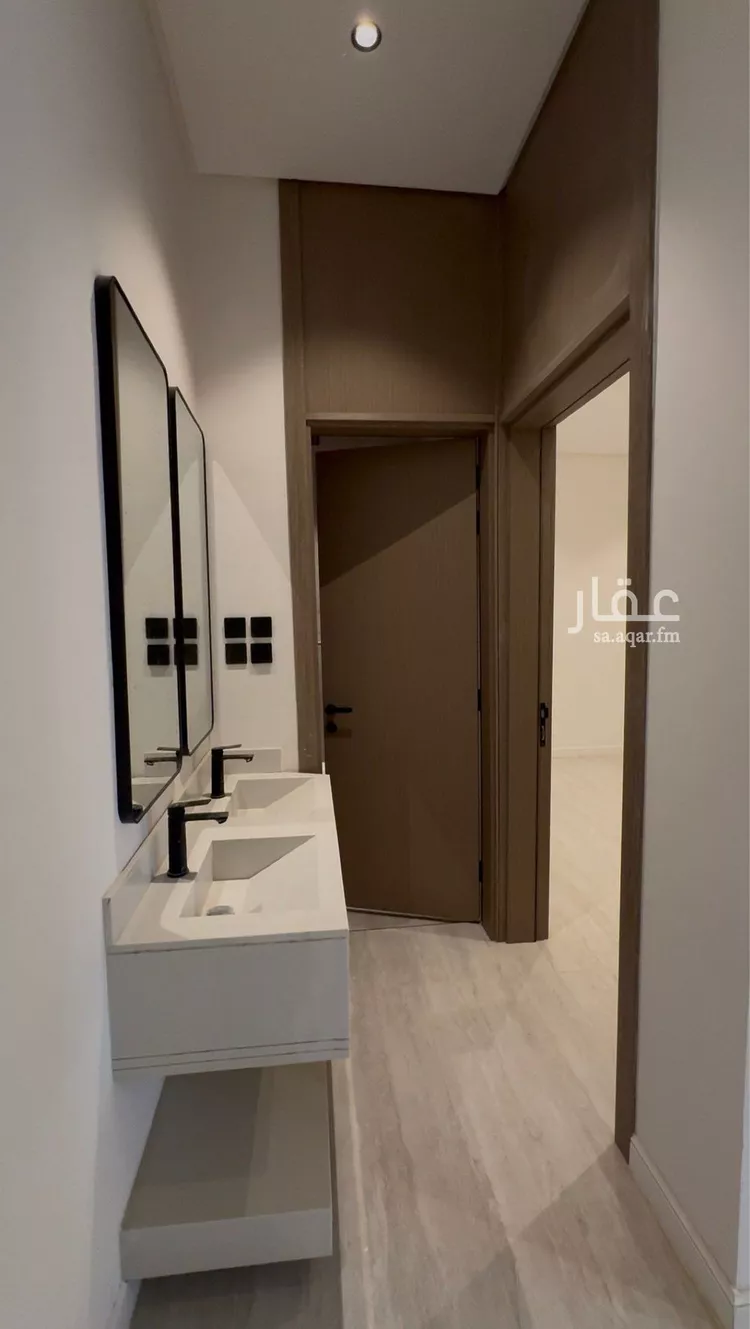 Floor for Sale in Riyadh Az Zahrah 9