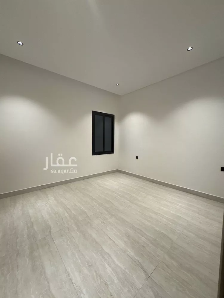 Floor for Sale in Riyadh Az Zahrah 12