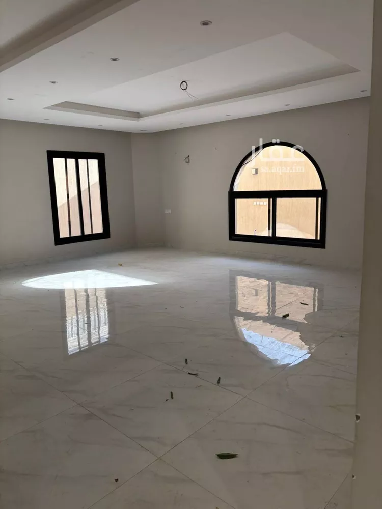 فيلا للبيع في شارع الضبيعة السفلى, حي ظهرة البديعة, مدينة الرياض, منطقة الرياض صورة 3