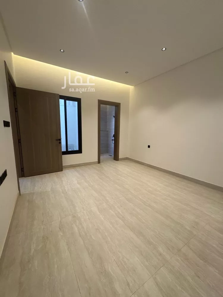 Floor for Sale in Riyadh Az Zahrah 11