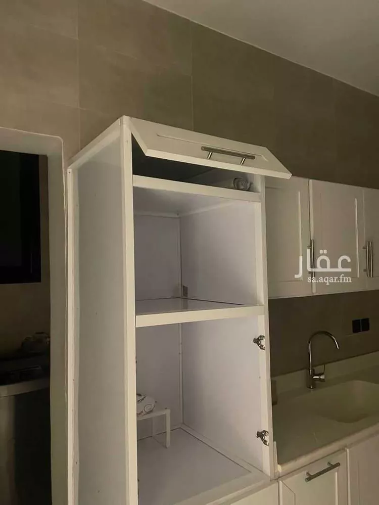 عمارة للإيجار في حي الجرد, مدينة محايل - الجرد, منطقة عسير صورة 3