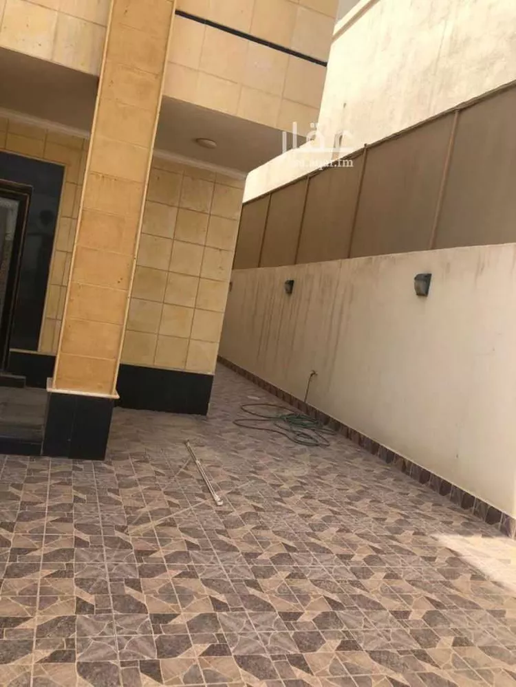 فيلا للبيع في شارع الرقه, حي الشعلة, مدينة الدمام, المنطقة الشرقية صورة 3