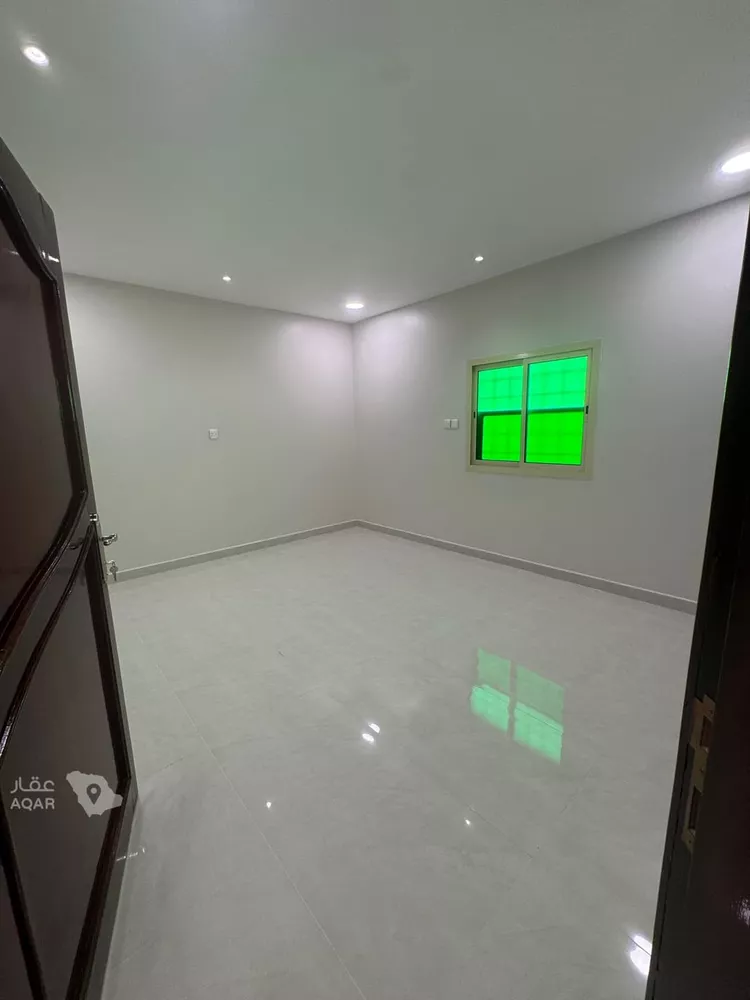 شقة للإيجار في شارع الفضل بن احمد, حي منسوبي التعليم الأول, مدينة الاحساء, المنطقة الشرقية 4