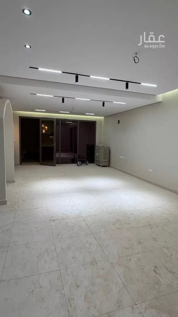 فيلا للإيجار في شارع عبدالله بن ساعدة الهذلي, حي مطار الملك خالد الدولي, مدينة الرياض, منطقة الرياض 7