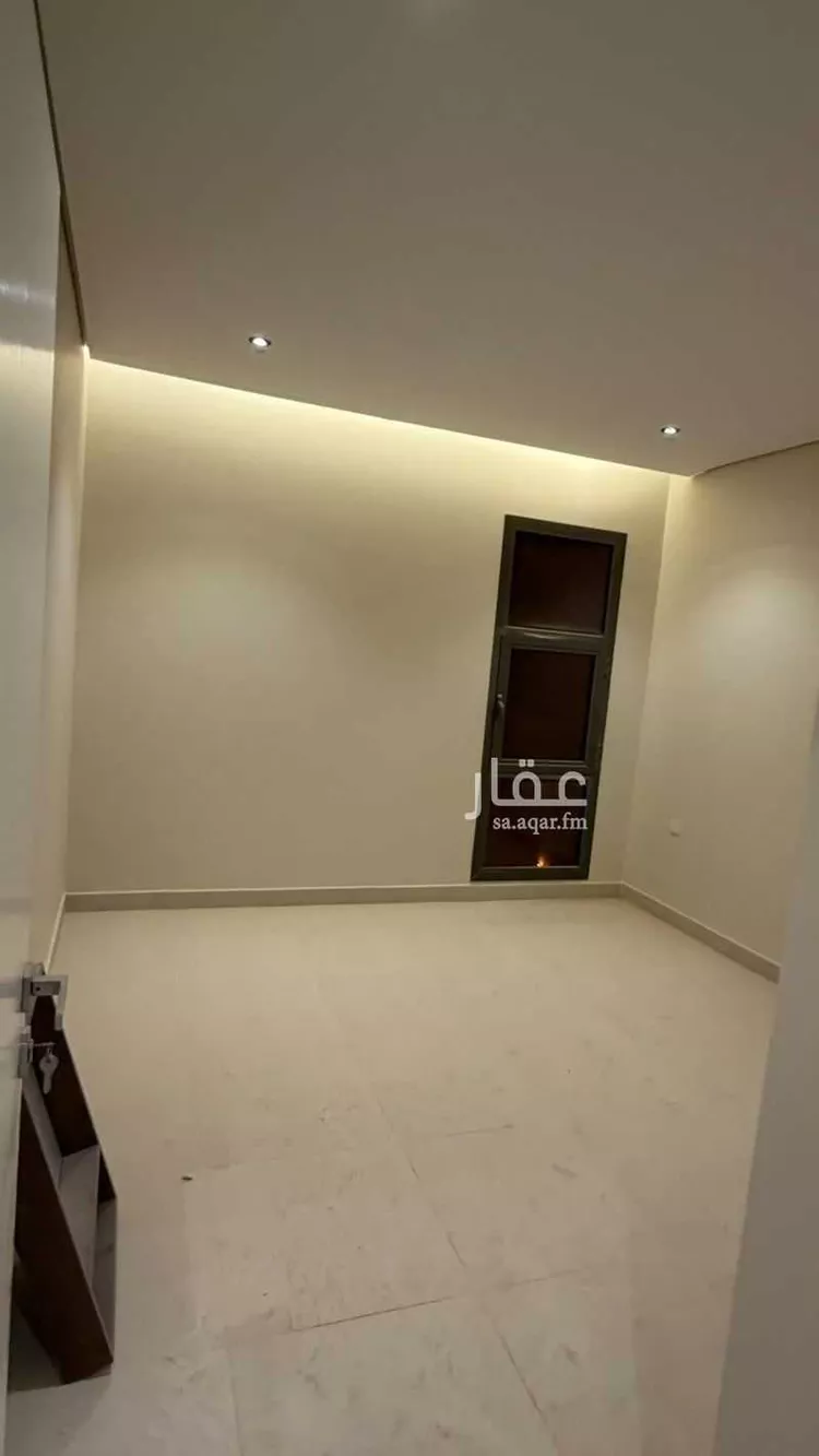 فيلا للإيجار في شارع عبدالله بن ساعدة الهذلي, حي مطار الملك خالد الدولي, مدينة الرياض, منطقة الرياض 15