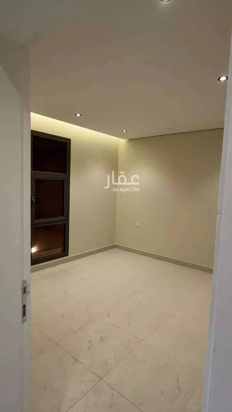 فيلا للإيجار في شارع عبدالله بن ساعدة الهذلي, حي مطار الملك خالد الدولي, مدينة الرياض, منطقة الرياض 18