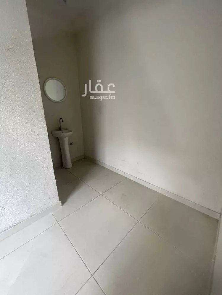 غرفة للإيجار في شارع عمر الفارسي ، حي الزمرد ، جدة ، جدة