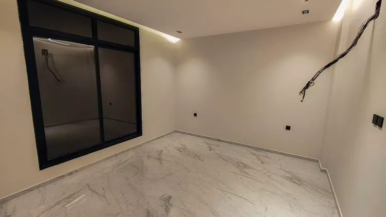 Apartment for Sale in Dammam Ash Shulah 7