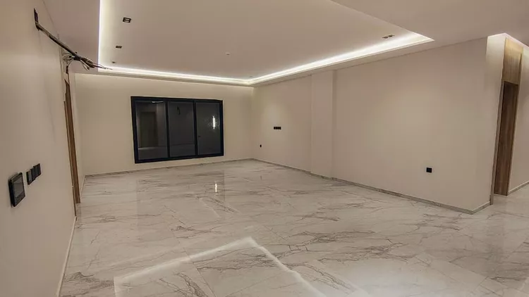 Apartment for Sale in Dammam Ash Shulah 11