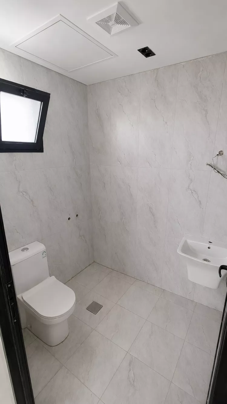 عمارة للبيع في شارع رابغ, حي الثقبة, مدينة الخبر, المنطقة الشرقية صورة 4