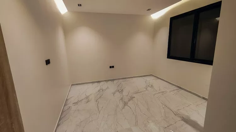 Apartment for Sale in Dammam Ash Shulah 24