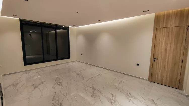Apartment for Sale in Dammam Ash Shulah 7