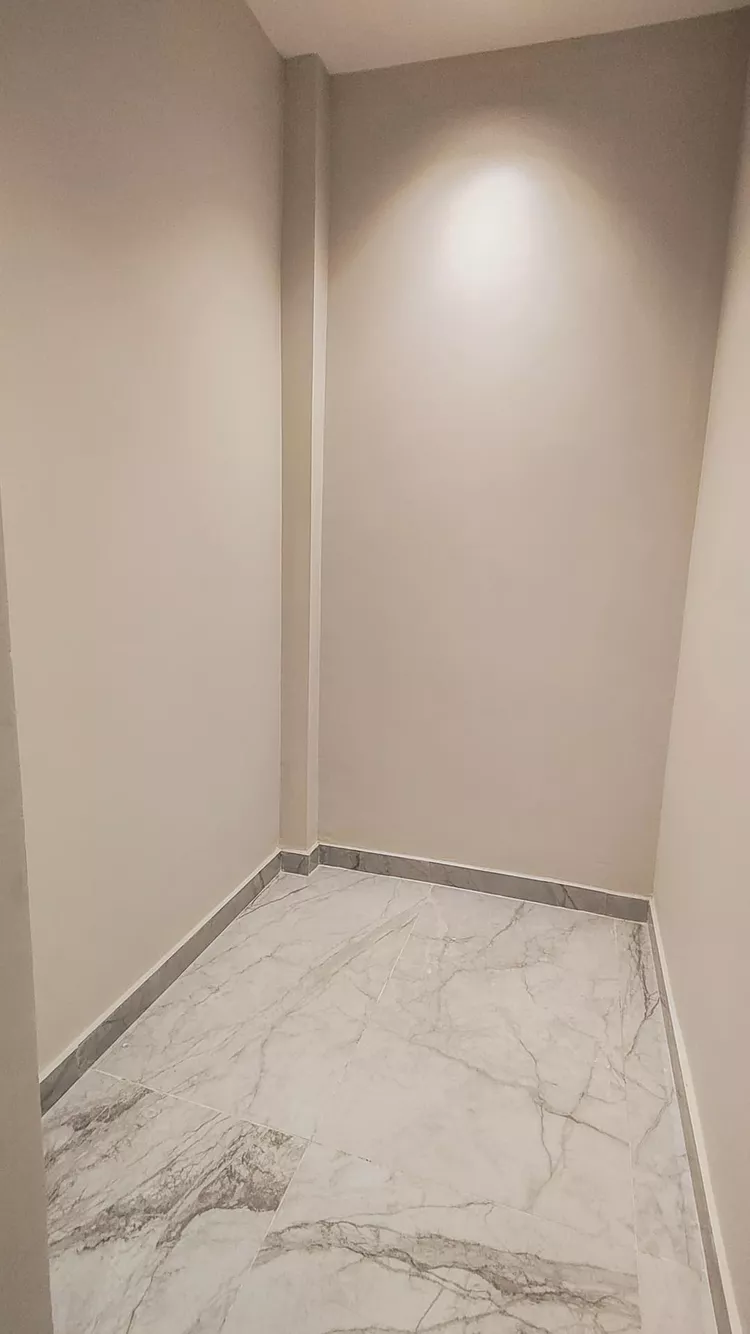 Apartment for Sale in Dammam Ash Shulah 12
