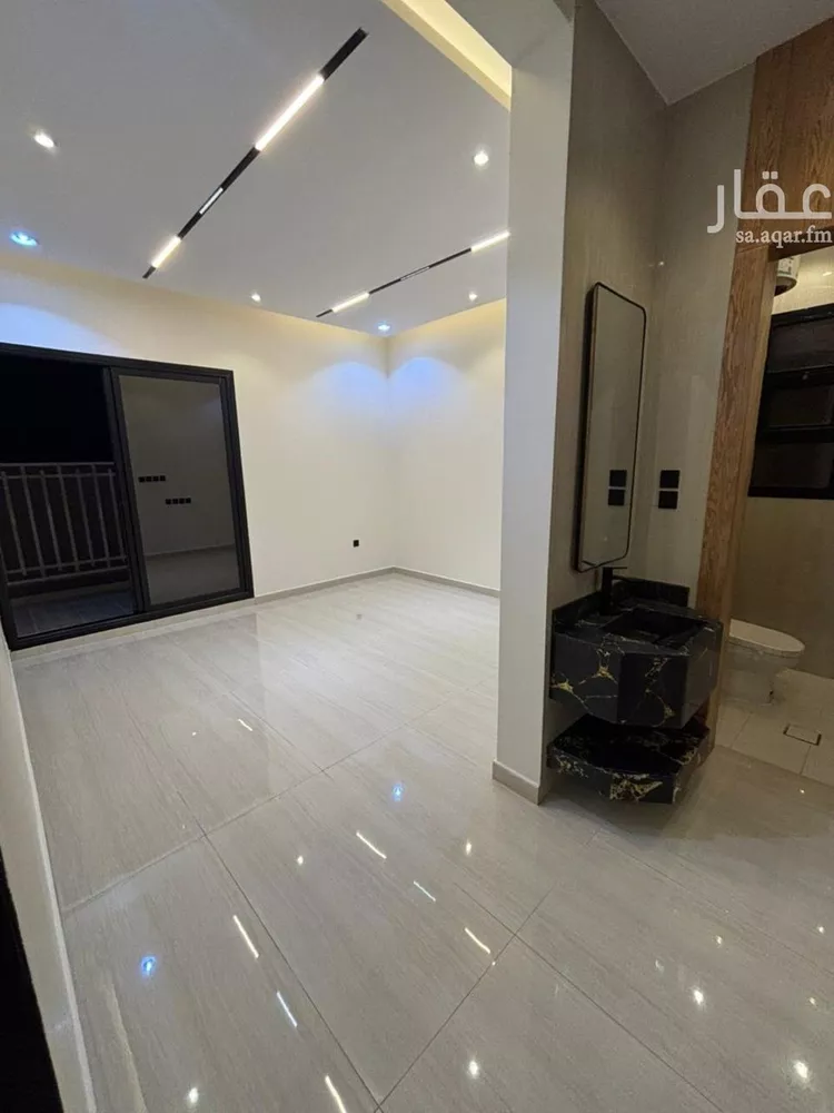 دور للبيع في شارع الزغيبية, حي السعادة, مدينة الرياض, منطقة الرياض 11