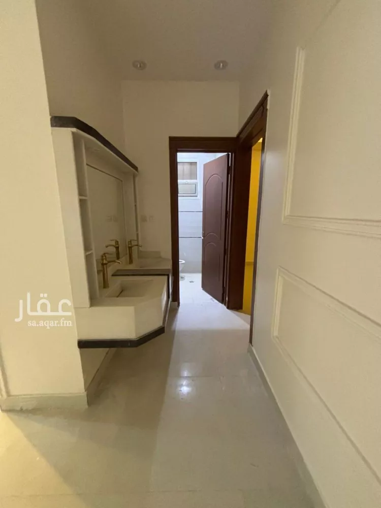 فيلا للإيجار في شارع عبدالرحمن المقدسي, حي السعادة, مدينة الرياض, منطقة الرياض 14