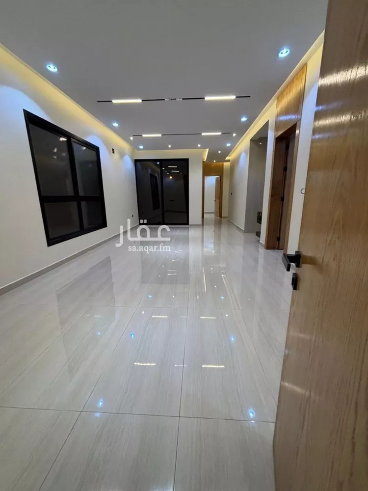دور للبيع في شارع الزغيبية, حي السعادة, مدينة الرياض, منطقة الرياض 7