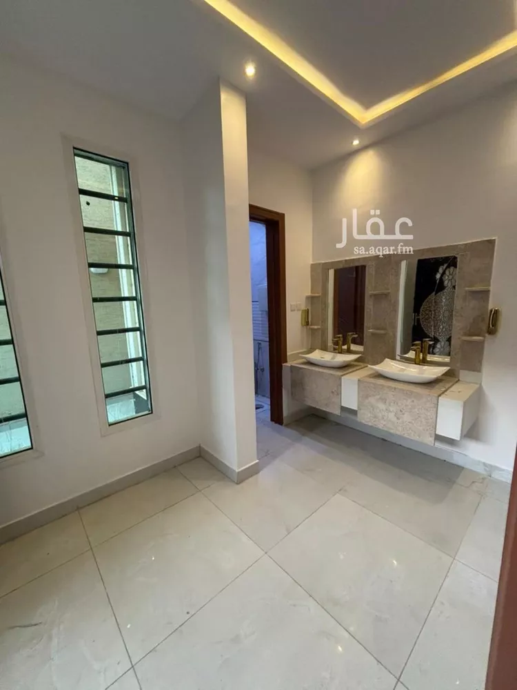 فيلا للإيجار في شارع عبدالرحمن المقدسي, حي السعادة, مدينة الرياض, منطقة الرياض 15
