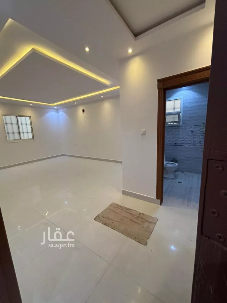 فيلا للإيجار في شارع عبدالرحمن المقدسي, حي السعادة, مدينة الرياض, منطقة الرياض 18