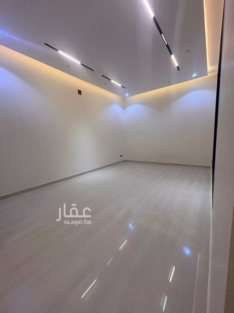 دور للبيع في شارع الزغيبية, حي السعادة, مدينة الرياض, منطقة الرياض 7