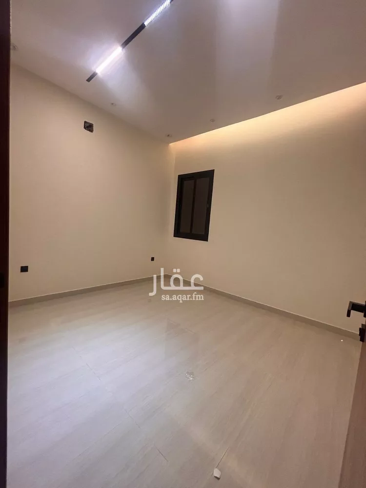 دور للبيع في شارع الزغيبية, حي السعادة, مدينة الرياض, منطقة الرياض 9