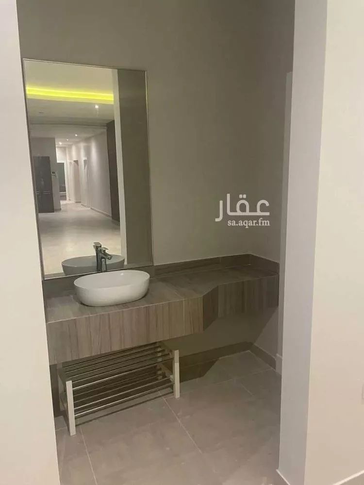 فيلا للإيجار في شارع رقم 102, حي الياسمين, مدينة الرياض, منطقة الرياض صورة 2