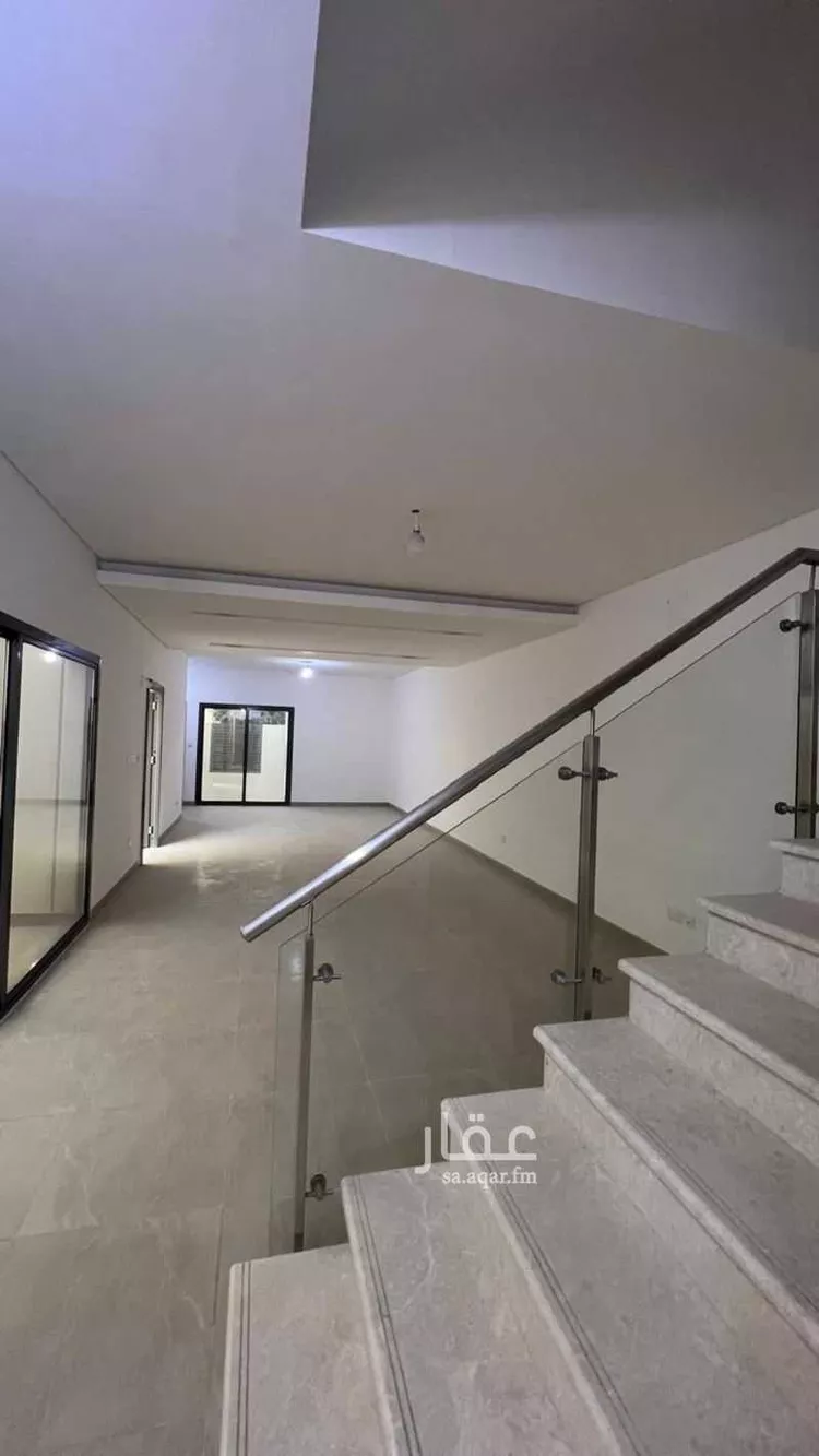 فيلا للبيع في شارع تقي الدين بن مؤمن ، حي مطار الملك خالد الدولي ، الرياض ، منطقة الرياض صورة 3