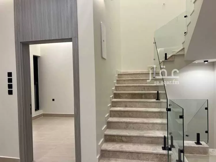 فيلا للبيع في شارع مالك النخعي, حي النخيل, مدينة بريدة, منطقة القصيم صورة 5